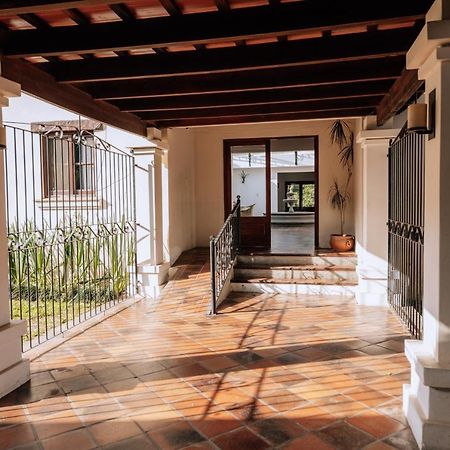 Hotel Torrontes San Lorenzo  Zewnętrze zdjęcie