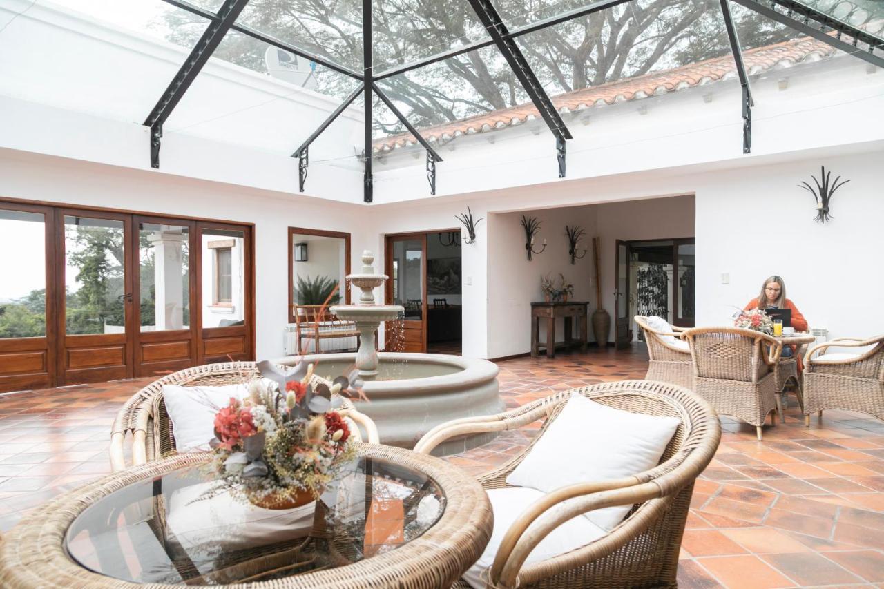 Hotel Torrontes San Lorenzo  Zewnętrze zdjęcie
