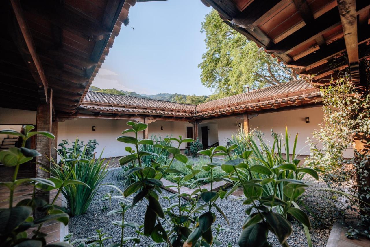 Hotel Torrontes San Lorenzo  Zewnętrze zdjęcie